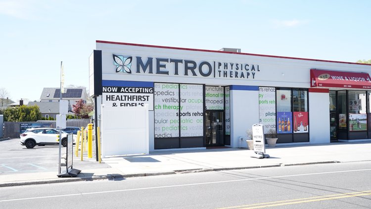 Metro physical and aquatic therapy Franklin Square clinic