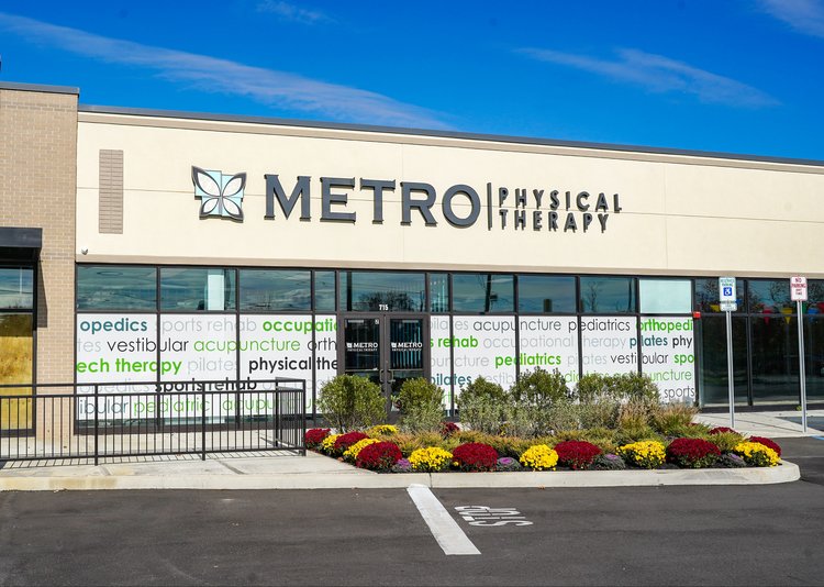 Metro Physical and Aquatic Therapy West Babylon clinic